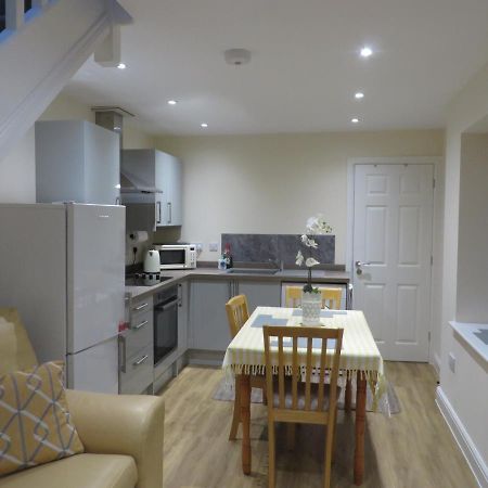 דירות קידרמינסטר Station Retreat 6B Comberton Terrace מראה חיצוני תמונה